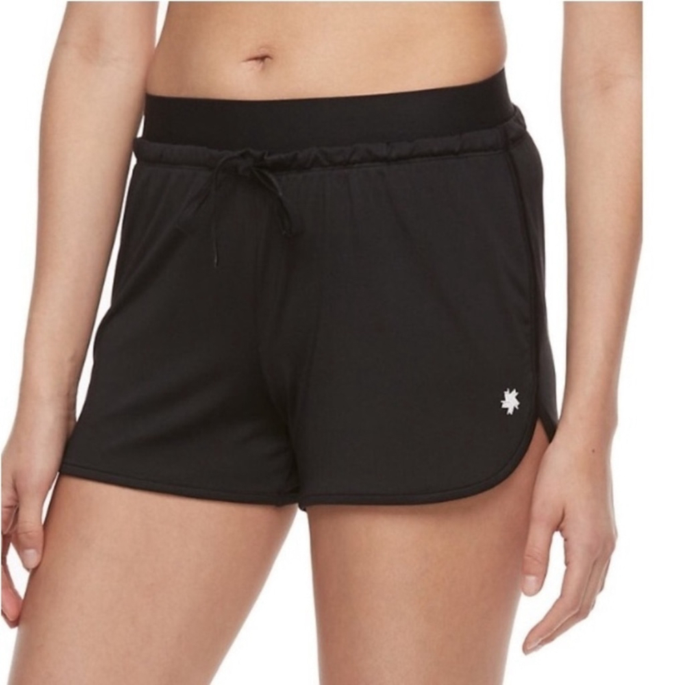 Women's Tek Gear DryTek Black Mid-Rise Dolphin Hem Shorts L